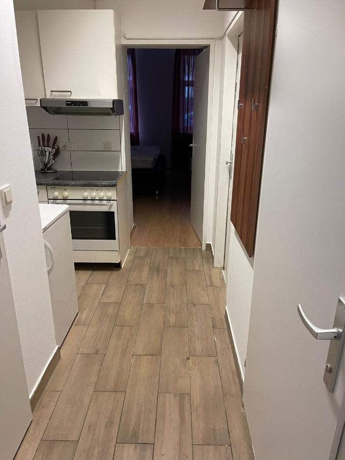 Neat 1Br Apt. Simmering-Ideal For Longstays Wien Exteriör bild