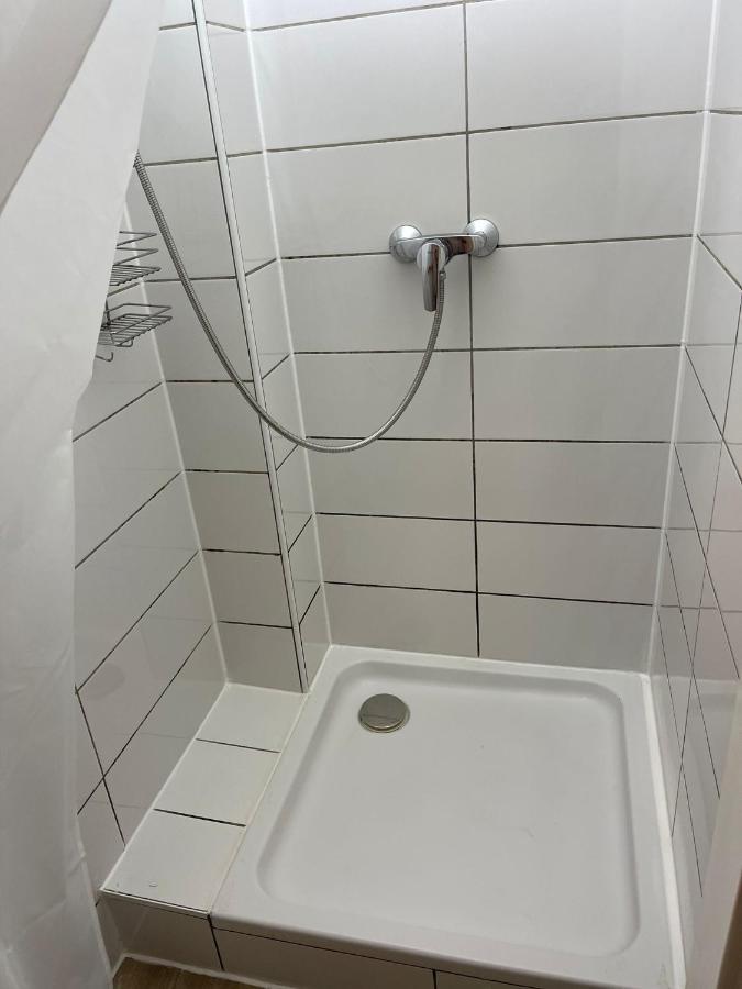 Neat 1Br Apt. Simmering-Ideal For Longstays Wien Exteriör bild